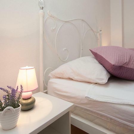 Rooms Katarina Lozovac Buitenkant foto
