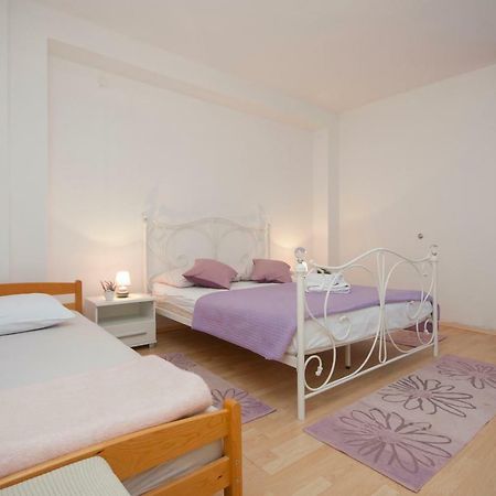 Rooms Katarina Lozovac Buitenkant foto