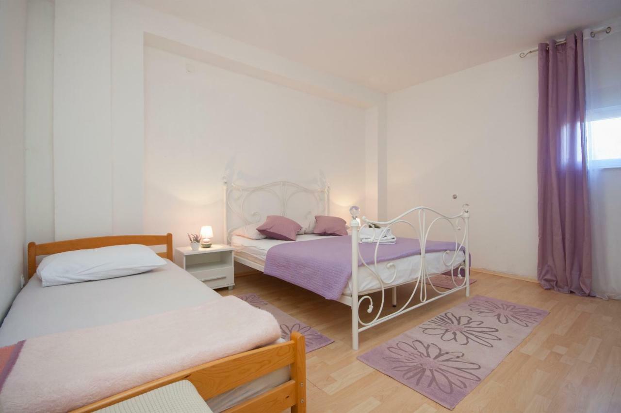 Rooms Katarina Lozovac Buitenkant foto